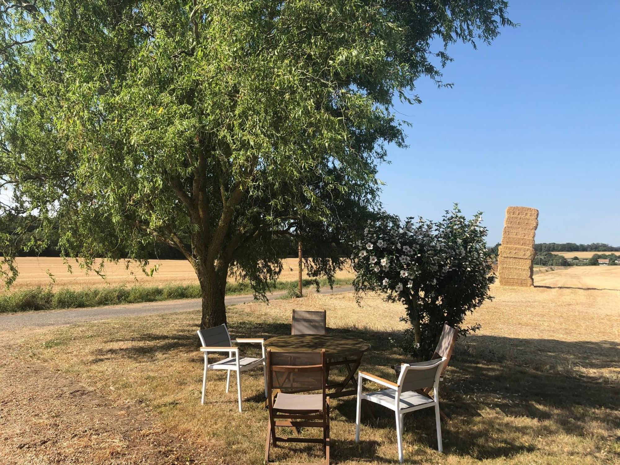 Gite Confort Au Coeur De La Vallee Du Loir : 4 Ch, Jardin, Fibre, Bbq, Proche Chateau - Fr-1-410-274 Ruille-Sur-Loir Exterior photo